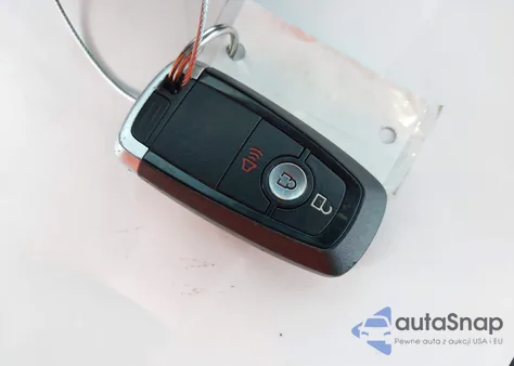 2020 Ford Escape Se z USA, uszkodzony, nr VIN 1FMCU0G68LUB71504